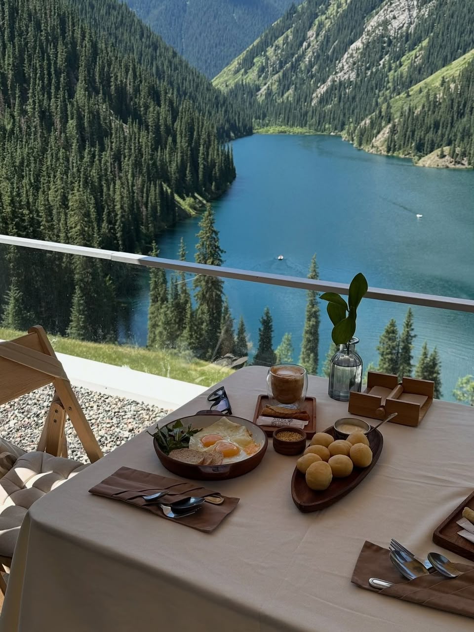 Guesthouse breakfast